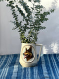 Load image into Gallery viewer, Happy Shepherd Vase