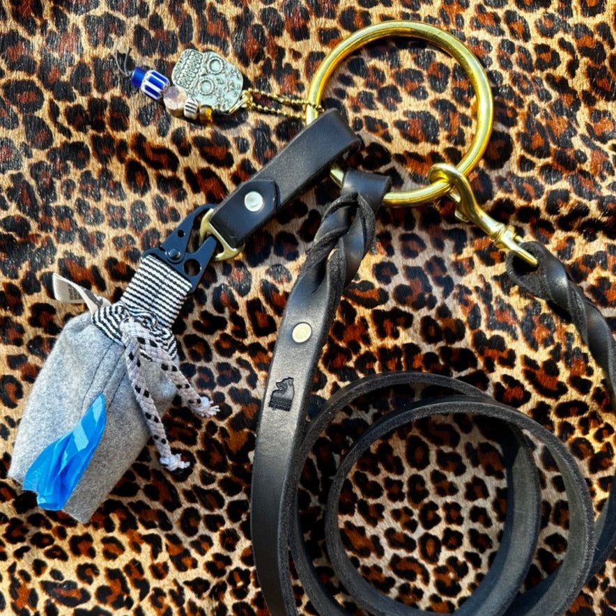 Metal 'O~Ring' Leather Leash