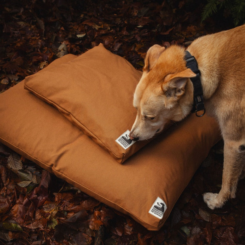 Classic Dog Bed ~ Ruff Stuff