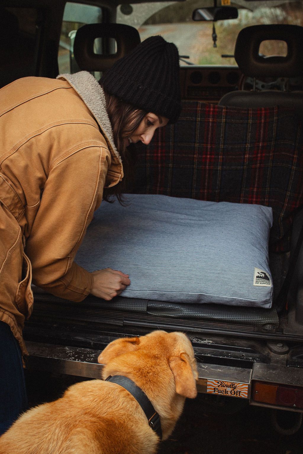 Classic Dog Bed ~ Workin' It Denim